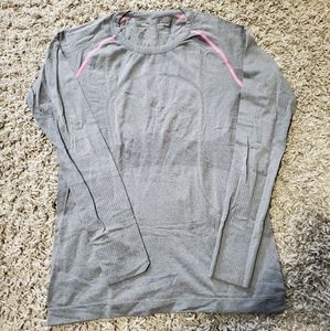 Swiftly Tech Long Sleeve